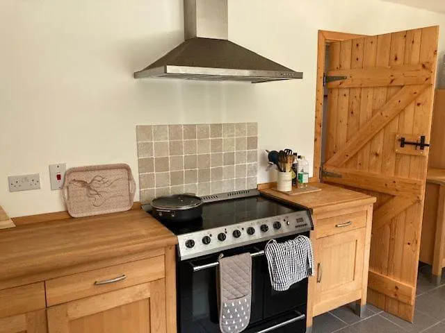 M026 Teach Ban * Westport