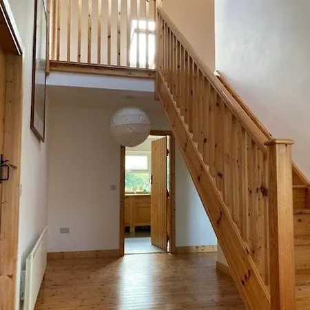 M026 Teach Ban Holiday home