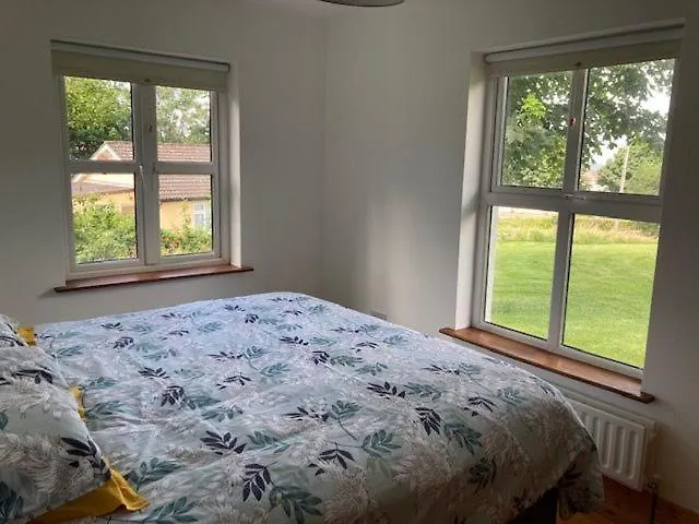 M026 Teach Ban * Westport